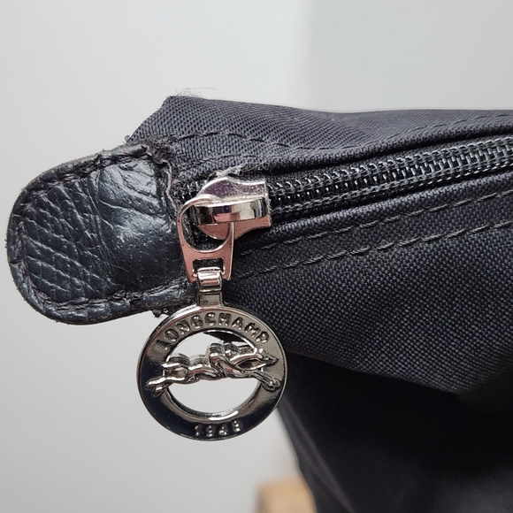 Longchamp Limited Edition Insect Series Le Pliage Shoulder Bag - Picture 12 of 16